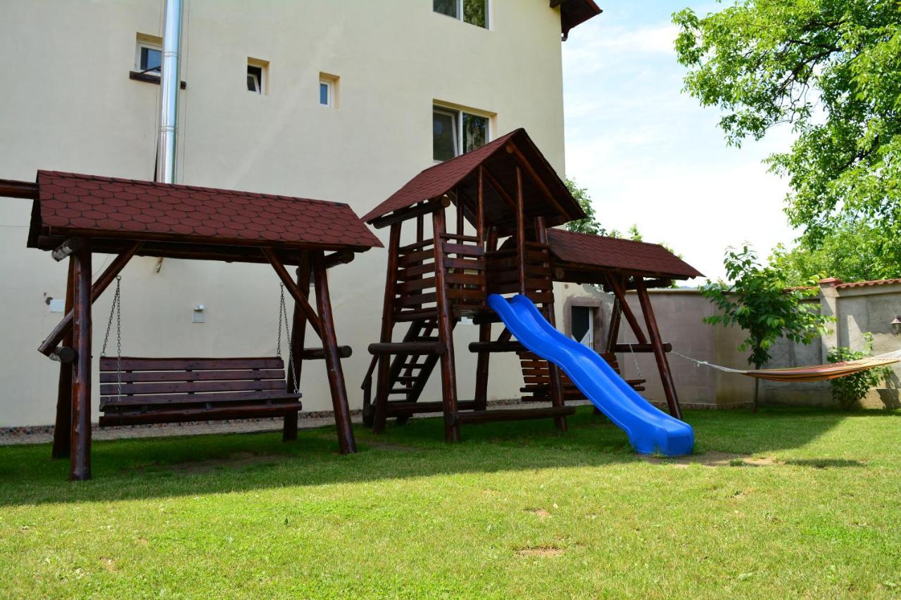 Hotel La Mateo Călimăneşti Esterno foto