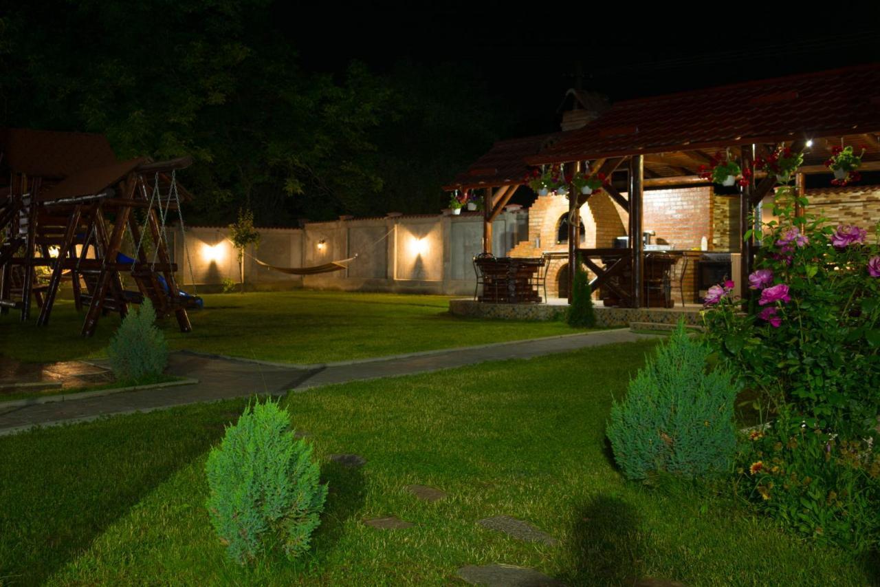 Hotel La Mateo Călimăneşti Esterno foto