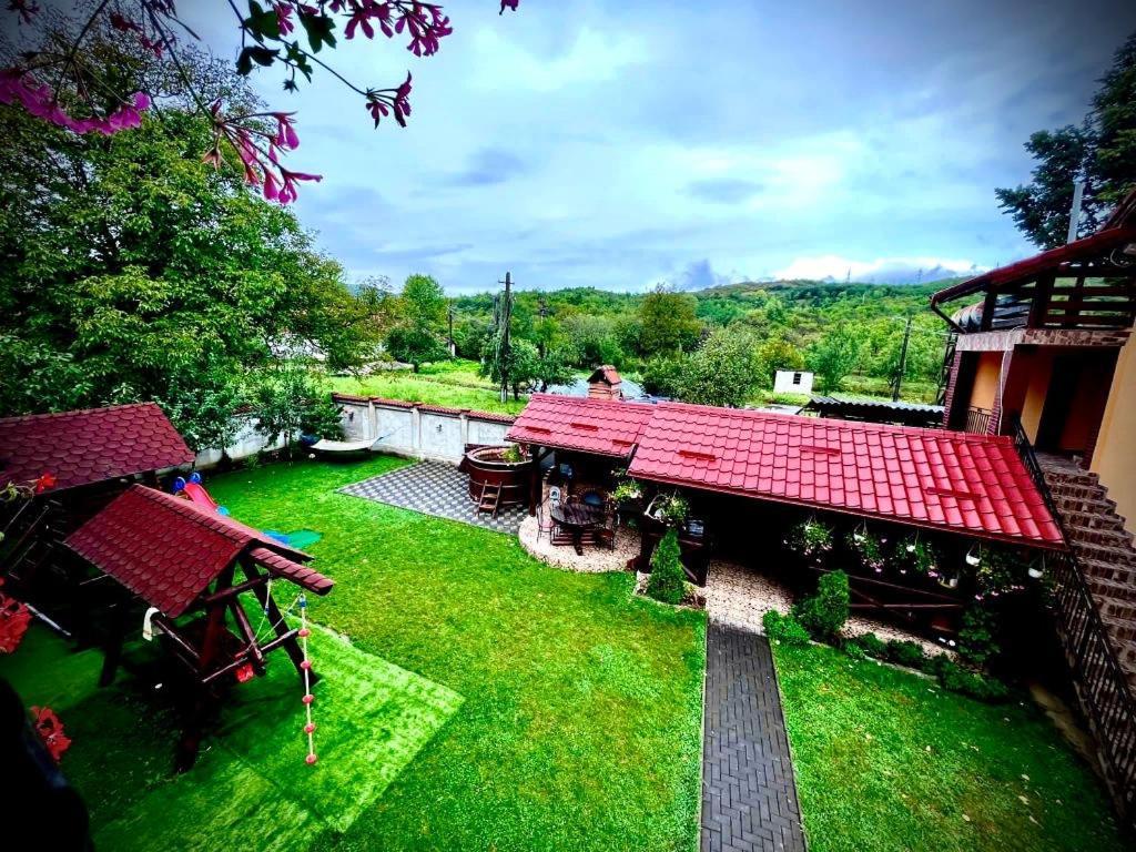 Hotel La Mateo Călimăneşti Esterno foto