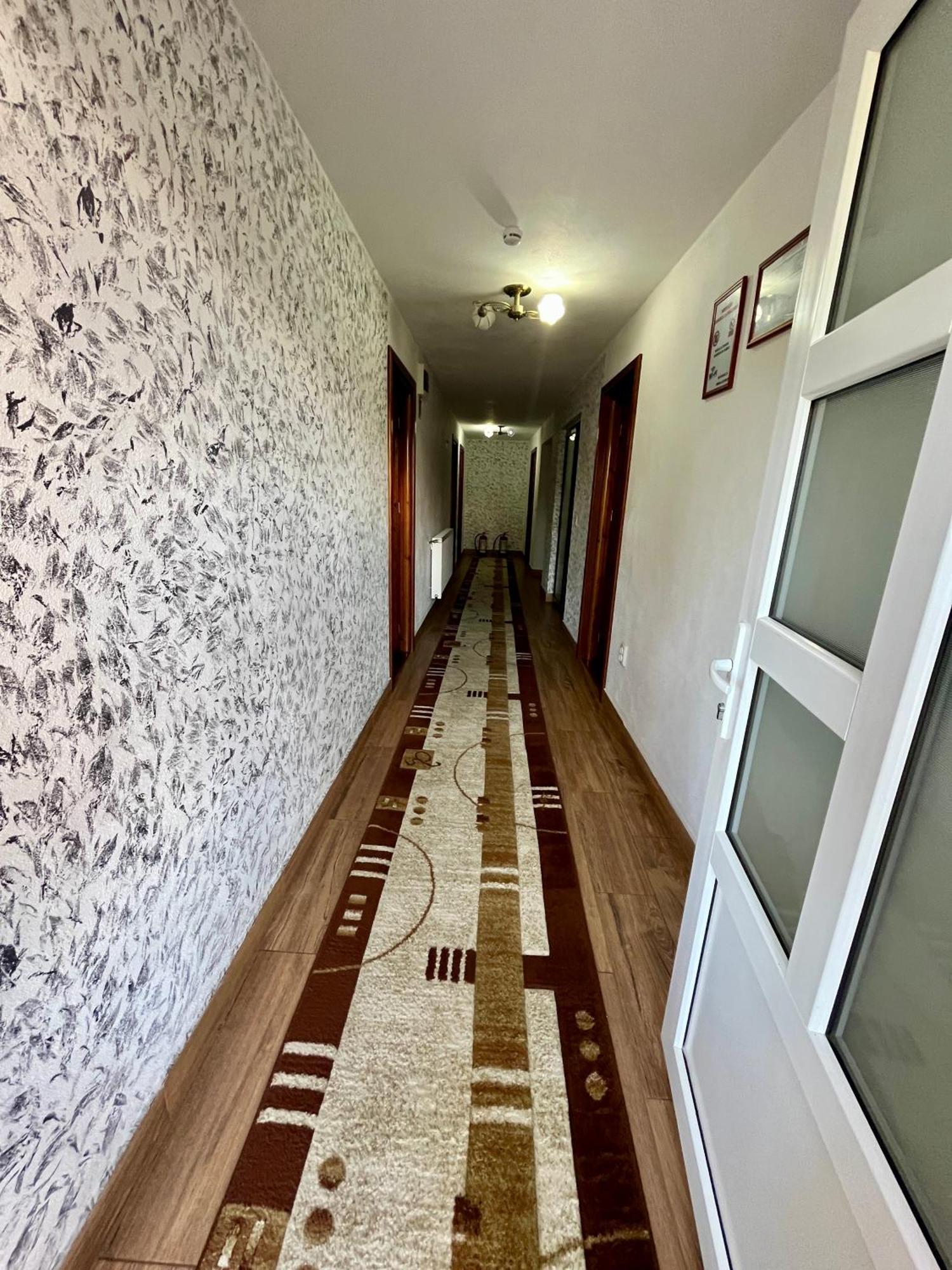 Hotel La Mateo Călimăneşti Esterno foto