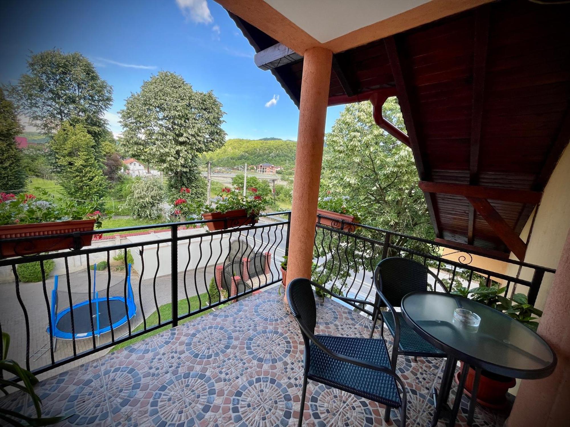 Hotel La Mateo Călimăneşti Esterno foto